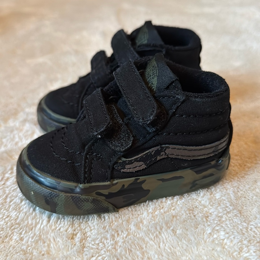 Camo Vans